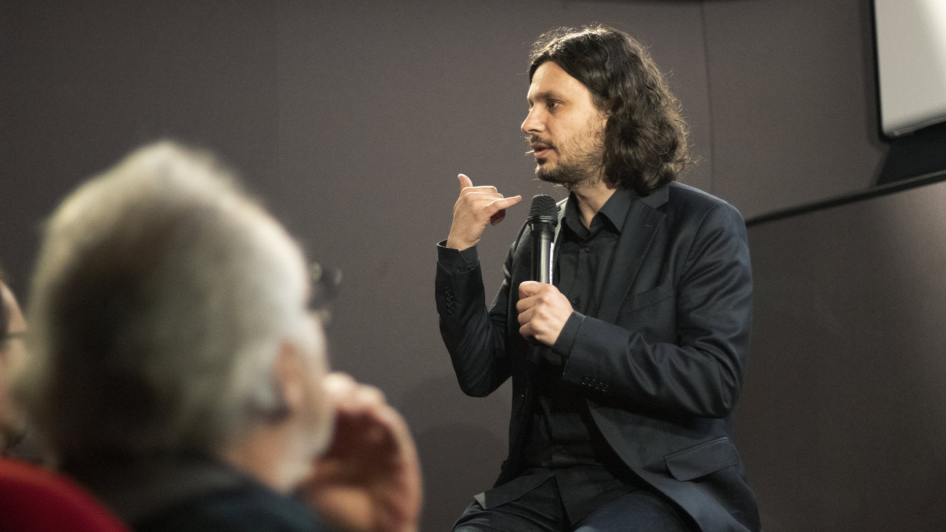 Interventions Questions Réponses avec les invités du Festival.